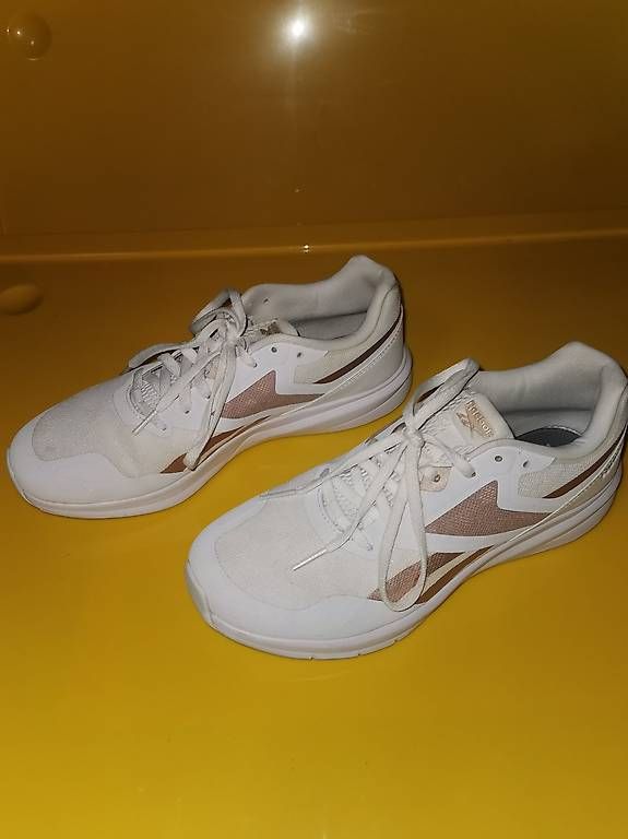 Scarpe da donna: Reebok MemoryTech Damen Sneaker VHB Preis  Gr. 40 – Usato da Langendorf venduto da ima_vcn7 3