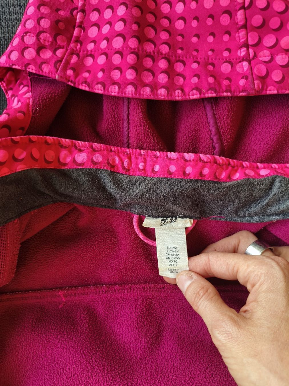 H&M Jacken & Mäntel: H&M Softshelljacke pink gepunktet Gr. 92 – Gebraucht aus Sursee von lou19 1