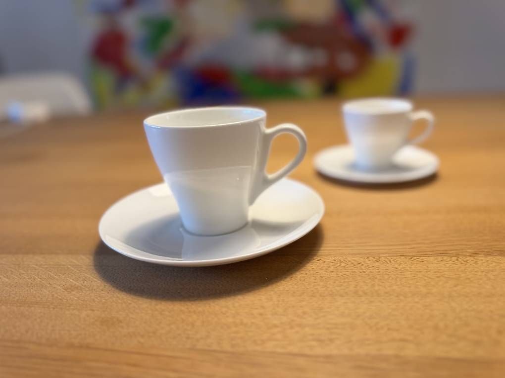 Dibbern Set di piatti: Dibbern Classic Fine Bone China - Kaffe-&Espresso /neuwertig – Usato da Küsnacht ZH venduto da zab_bs9k 1