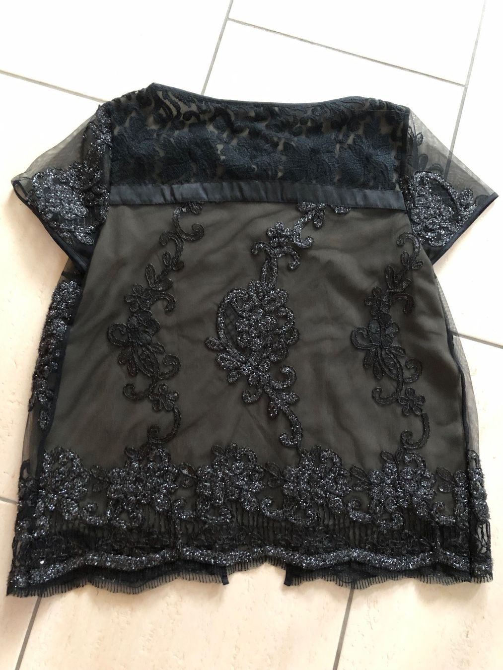Twinset Camicette: Twinset Bluse mit Stickereien – Usato da Oetwil am See venduto da bor_71fi 3