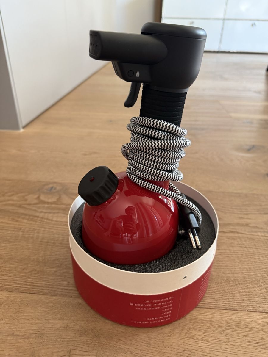Pulitori a vapore: Laurastar Iggi – Usato da Zürich venduto da lid_x5s5 1