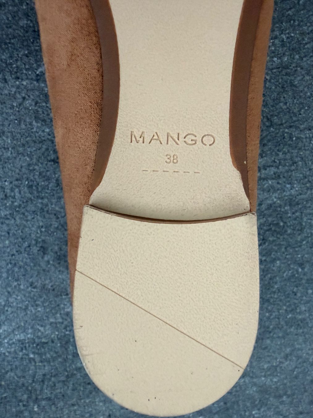Scarpe da donna: Ballerine camoscio con fiocco nero Mango – Usato da Carona venduto da riv_tc6y 1