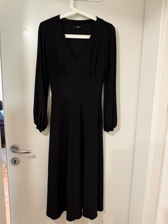 NEUF ! Longue robe noire / Taille 36