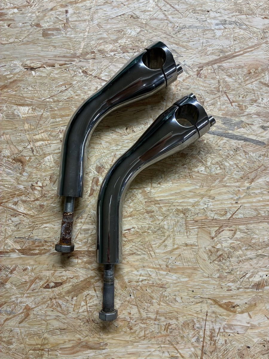 Harley-Davidson Toutes les pièces détachées moto: Harley Davidson Riser gebogen – D'occasion à Muttenz par Jordan4127