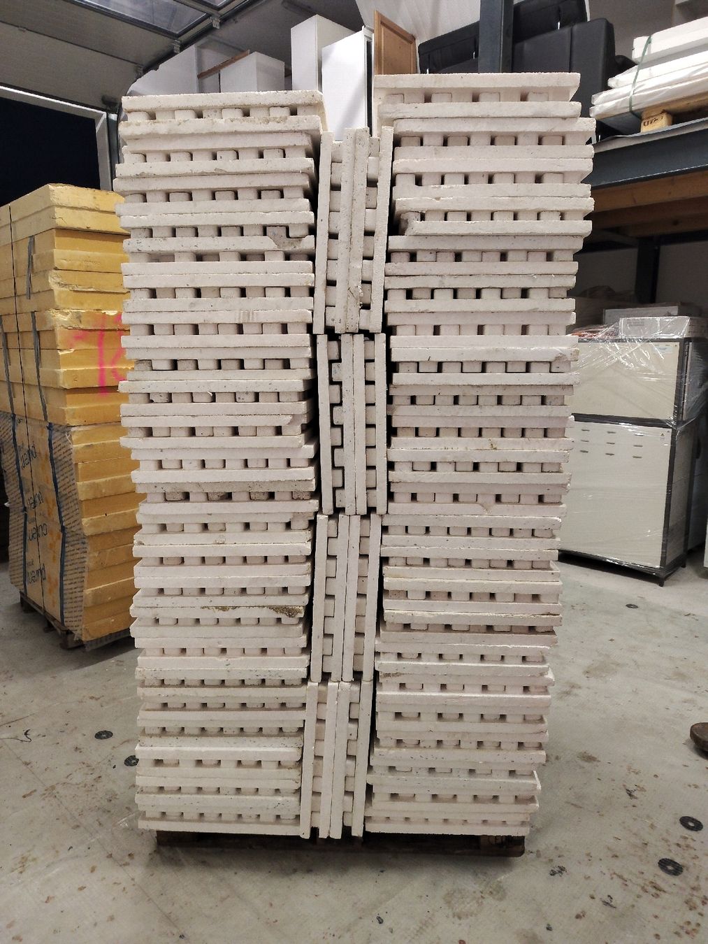 Autres matériaux de construction: Isolation pour fondation  – Neuf avec emballage d'origine à Loveresse par AtelierBurkhalter 2