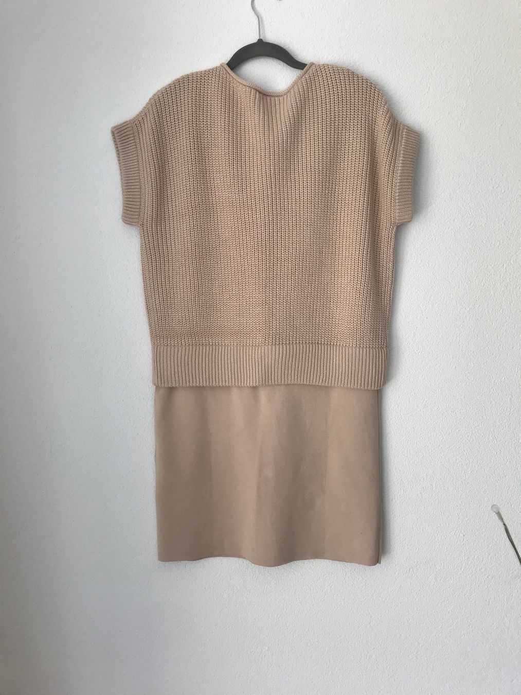 Cos Vestiti: Neu COS Kleid Wolle/Baumwolle Gr.M – Nuovo e nell'imballaggio originale da Felben-Wellhausen venduto da begean 1