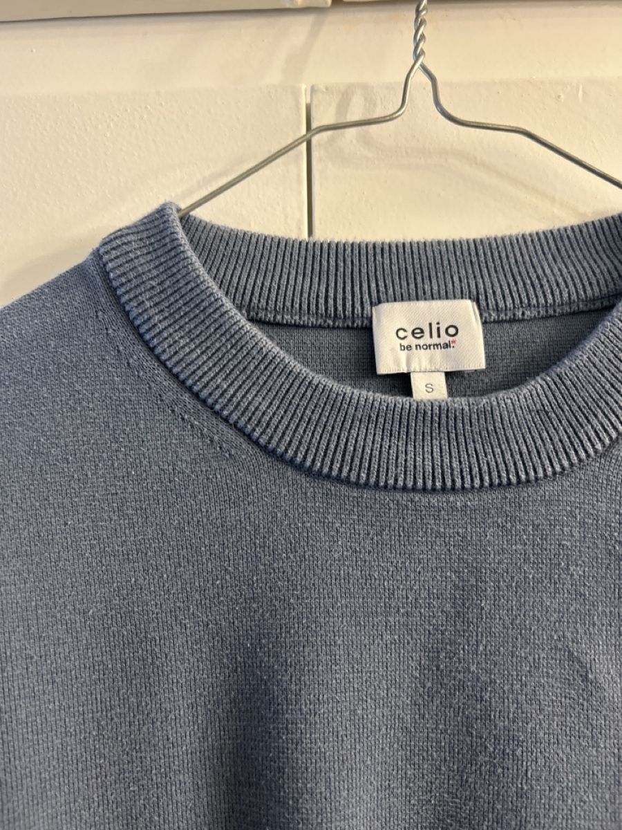 Maglioni & Felpe: 3 Cozy Crewneck Sweater - Size S – Usato da Marly venduto da redinaber 1