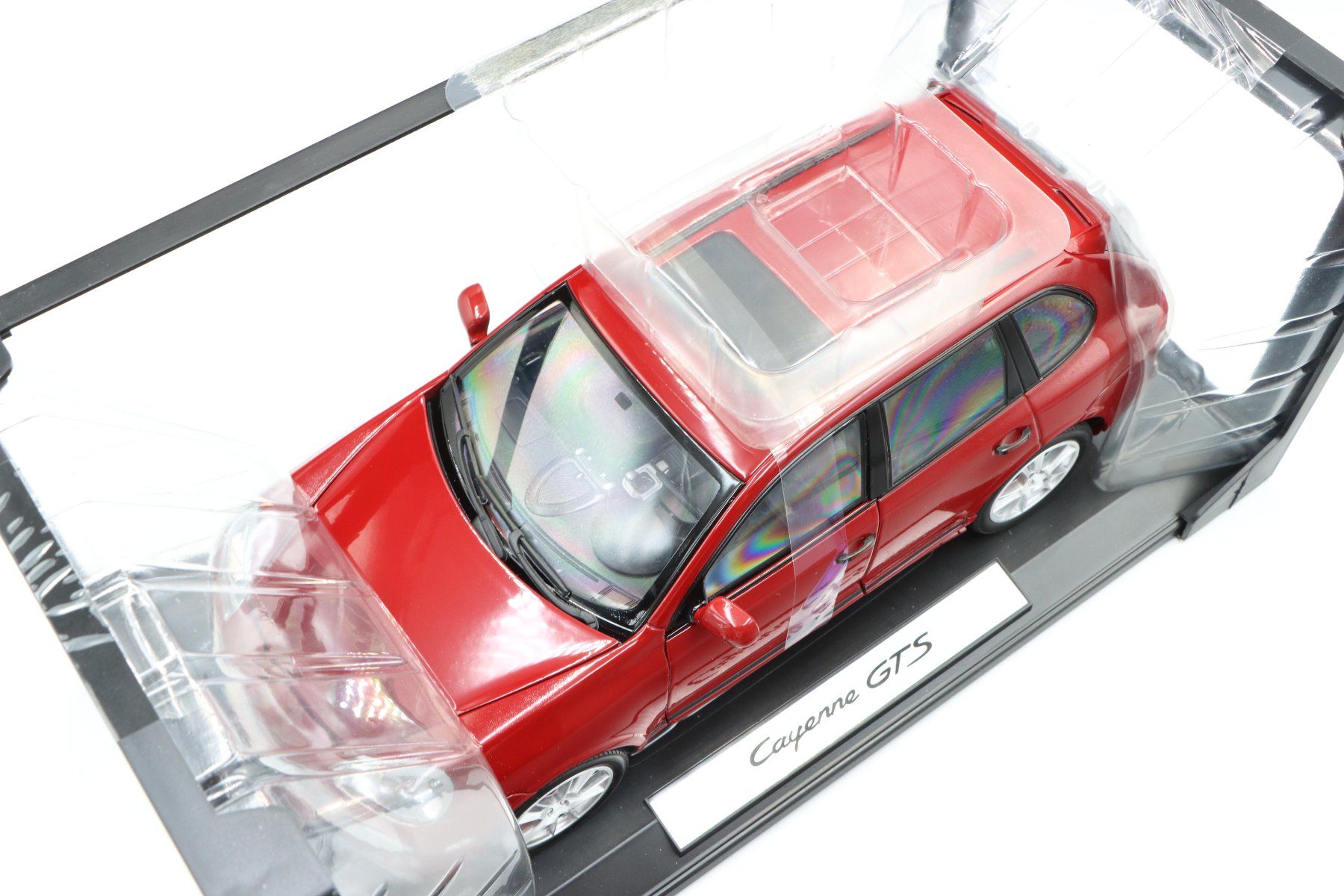 Porsche Modellini d'auto: Porsche Cayenne GTS 2008 1:18 Norev – Nuovo e nell'imballaggio originale da Bühl b.Aarberg venduto da modelldiecast 8