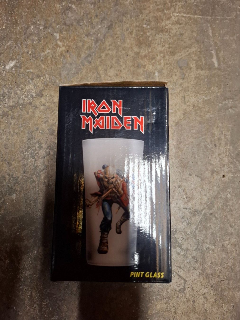 Bicchieri: Iron maiden - Glass pint – Nuovo e nell'imballaggio originale da Onex venduto da kal_b2w8