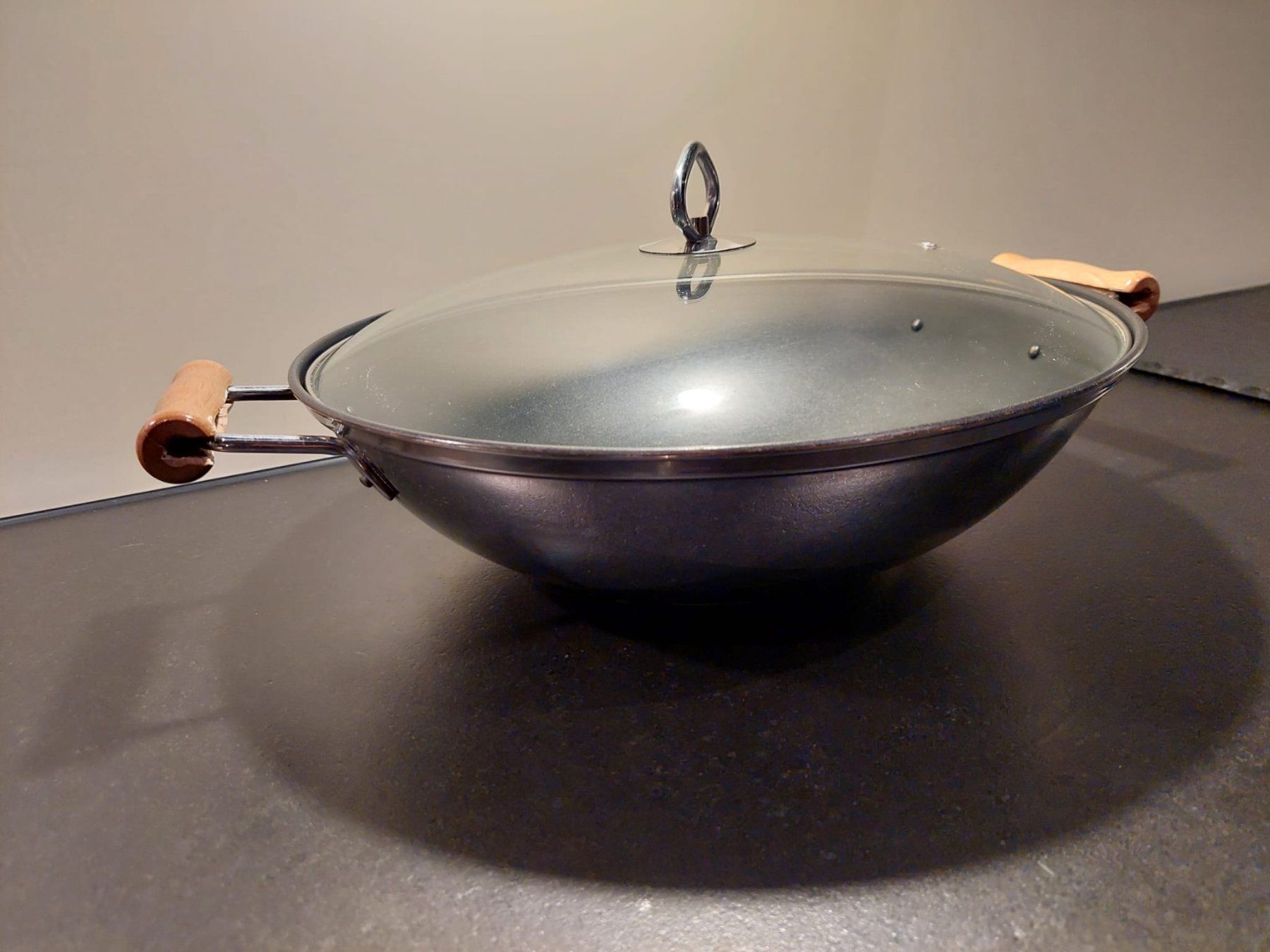 Padelle: WOK mit Holzgriffen | Durchmesser 34 cm – Usato da Witterswil venduto da AnetteK 2