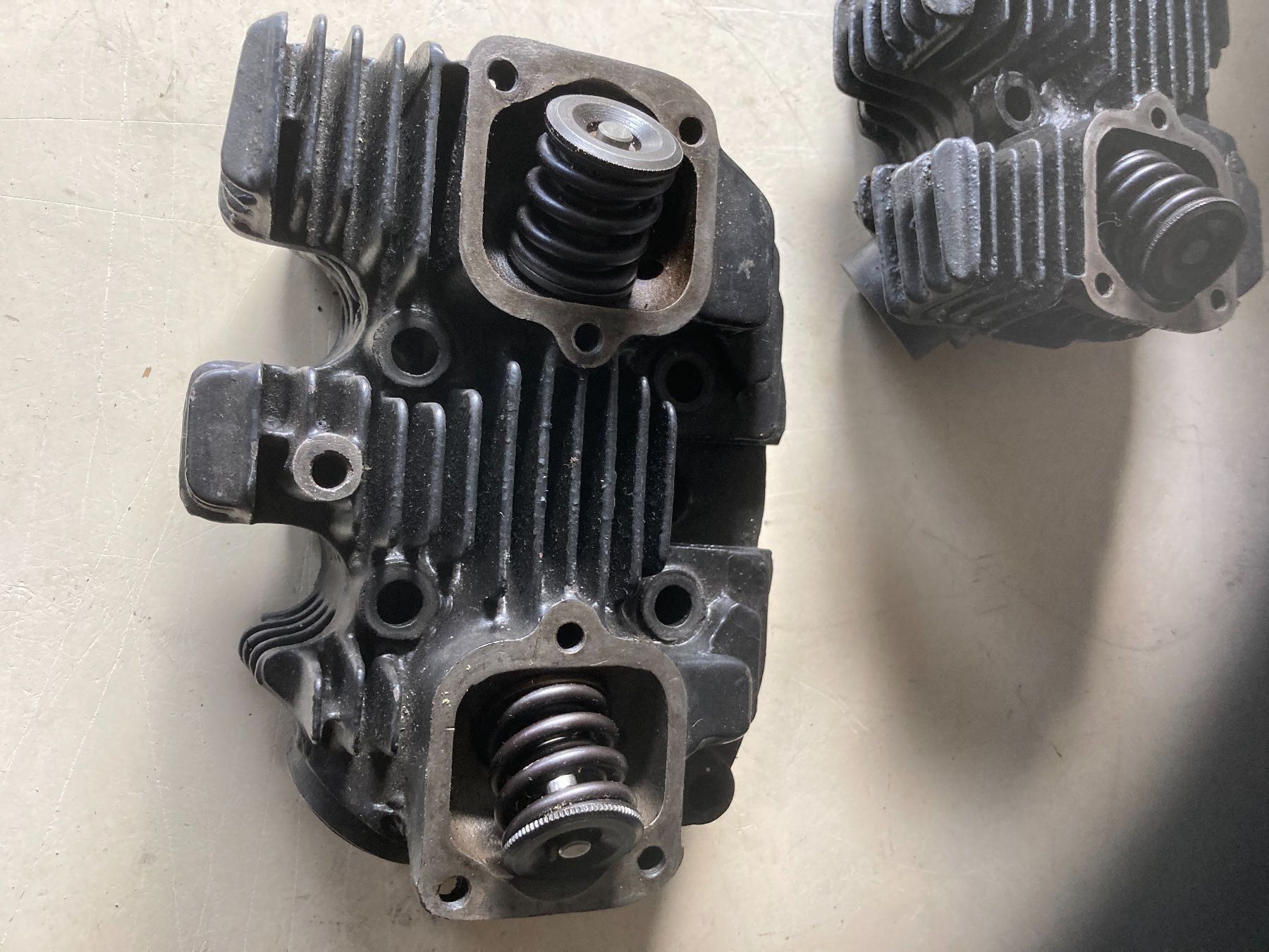 Altri prodotti elettronici: Harley Davidson Zylinderköpfe Sportster – Usato da Schötz venduto da Harley35 1