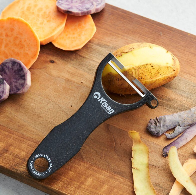 Kisag Elettrodomestici da cucina: Kisag Sparschäler ARTISAN schwarz l Gratisversand – Nuovo e nell'imballaggio originale da Bellach venduto da Kisag_AG 1
