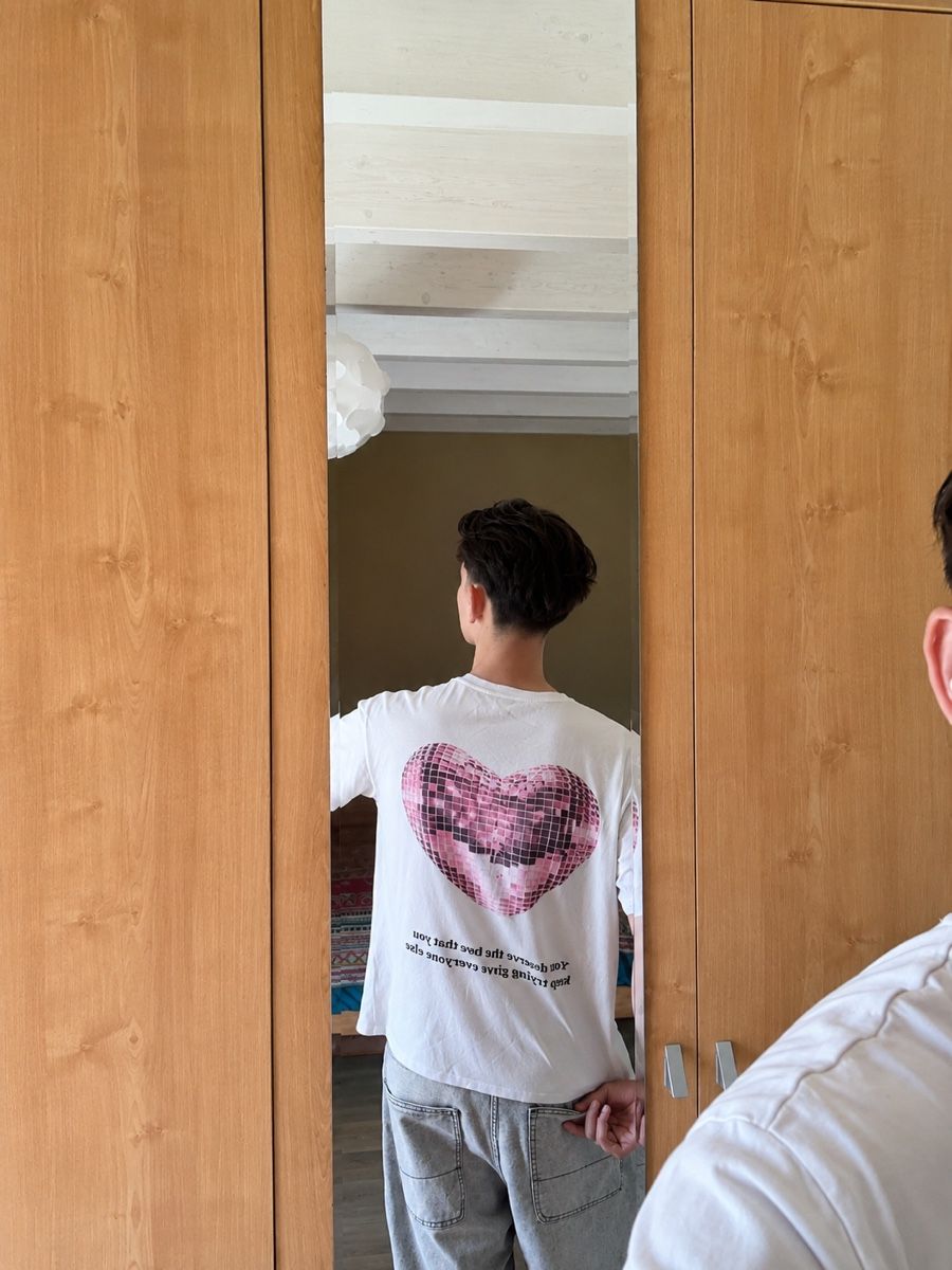 T-shirt: T-shirt blanc cœur rose – Usato da Assens venduto da SireM