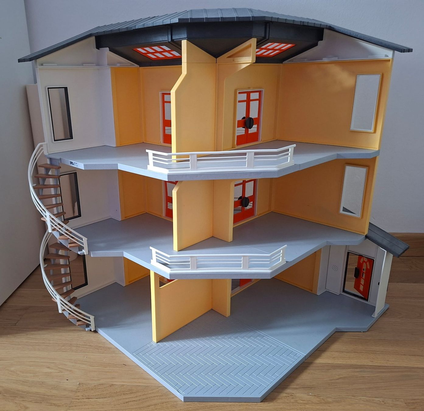Playmobil Giocattoli: Legohaus – Usato da Hochdorf venduto da luna36 1