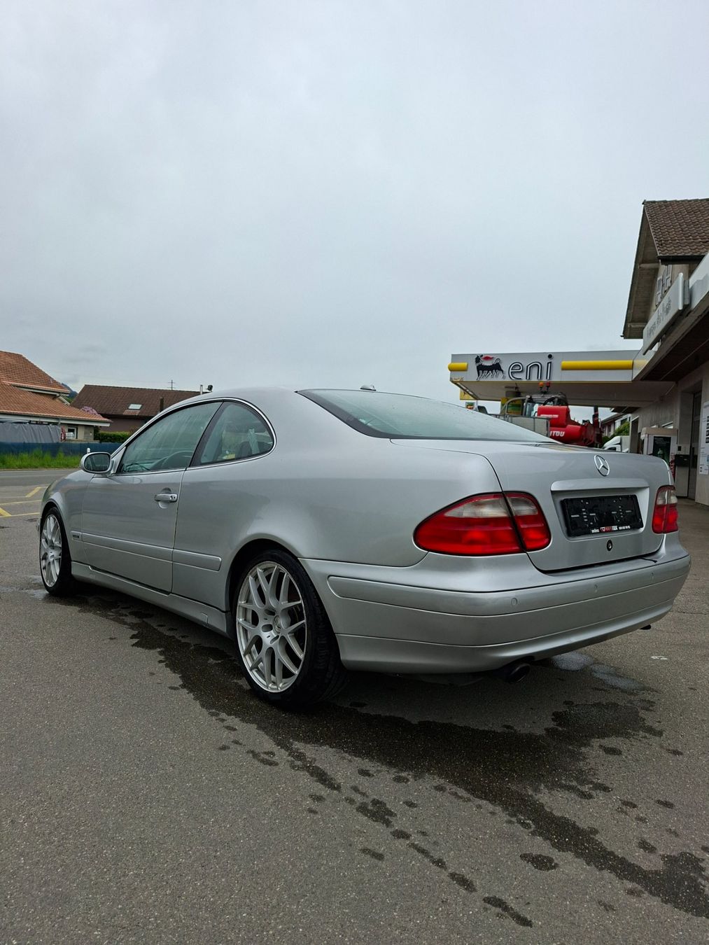 Mercedes-Benz Automobili: Mercedes CLK 320 – Usato da La Tour-de-Trême venduto da evapetreanu 6