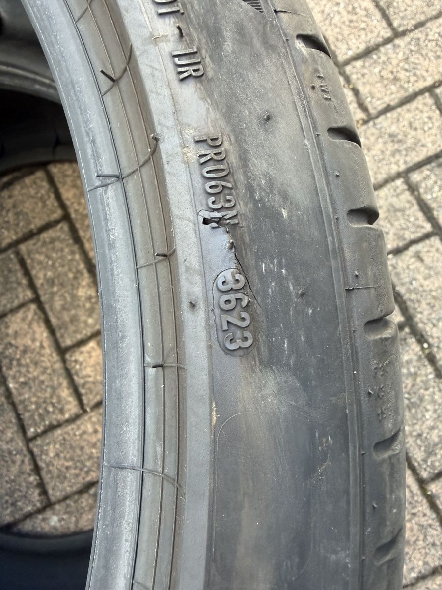 Pneumatici & Ruote complete: 275/35R22 Sommerpneu – Usato da Aristau venduto da 020214 2