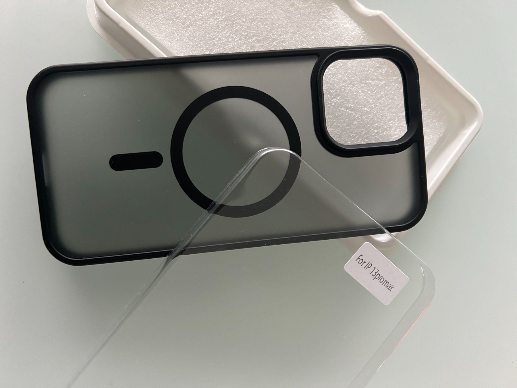 Apple Cover & Protezioni schermo: iPhone 13 Pro Max MagSafe Hülle – Nuovo e nell'imballaggio originale da Abtwil SG venduto da Elocin0815