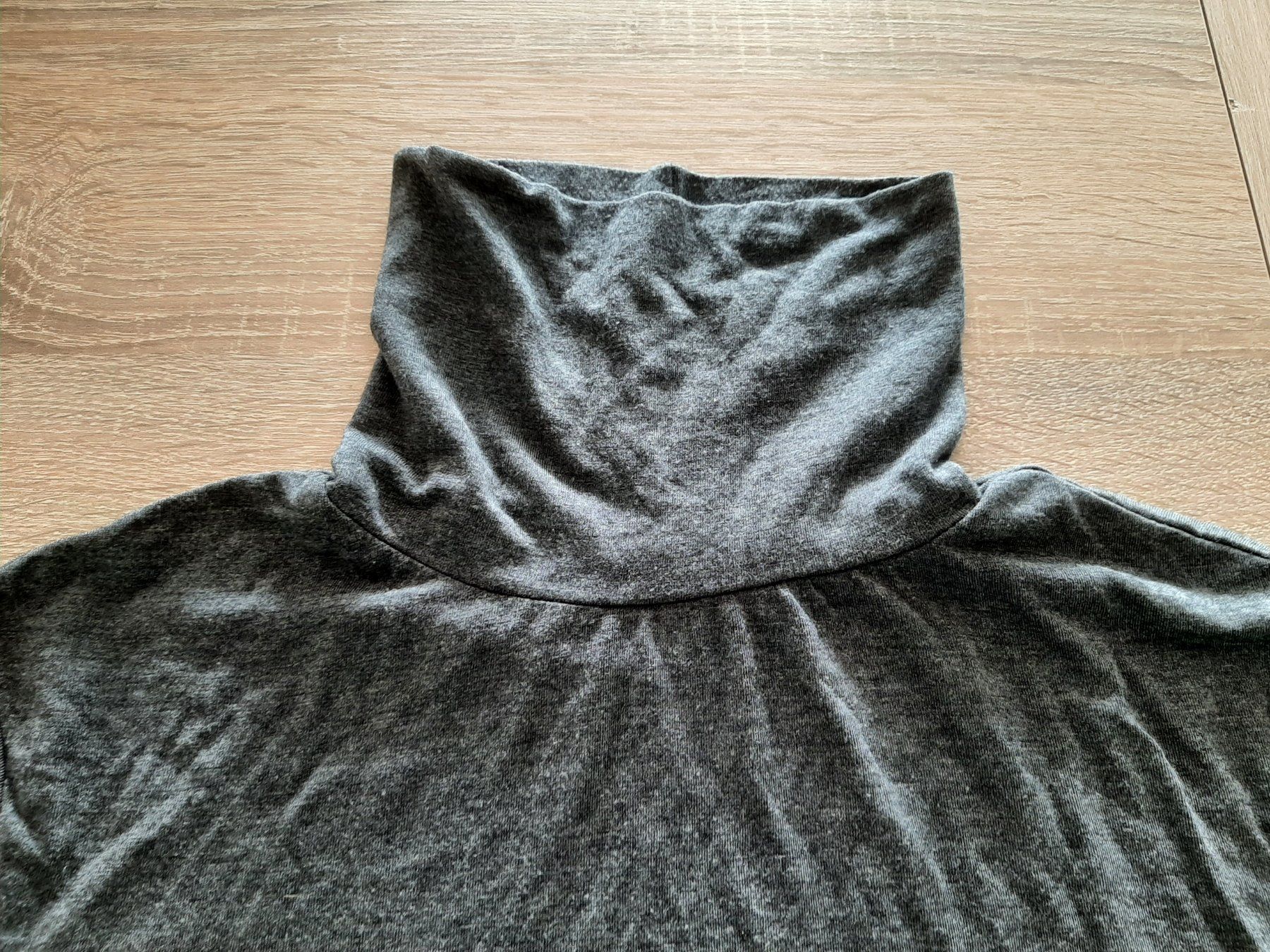 Pullover & Sweatshirts: Rollkragen - Pulli Activa Grösse S, dunkelgrau – Gebraucht aus Menziken von Rien1 4