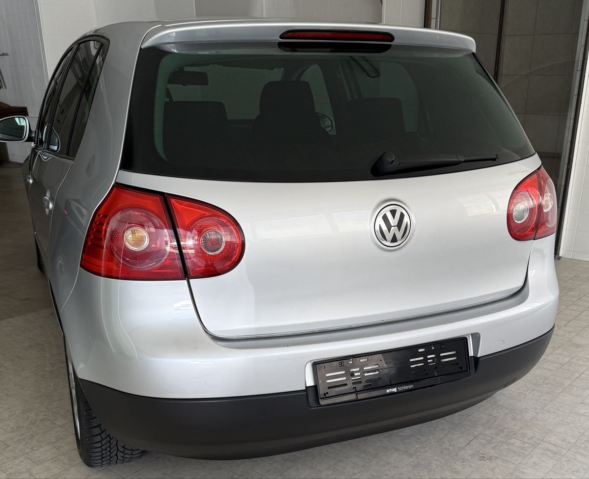 VW Automobili: VW GOLF TDI AUTOMAT – Usato da Giswil venduto da Adler2019 2