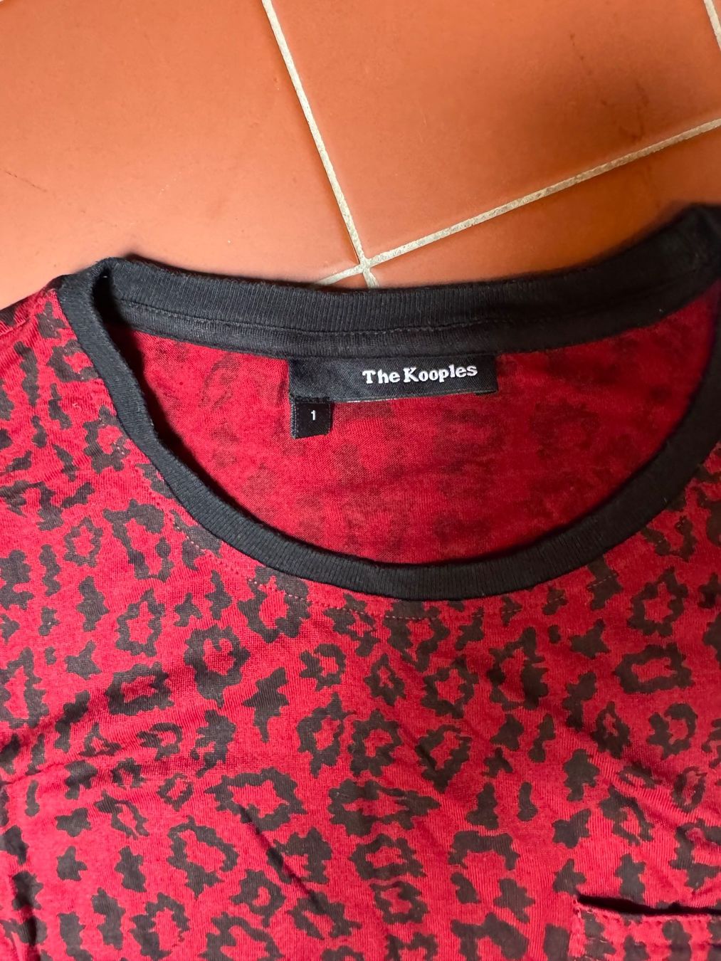 Kooples T-Shirts: T-shirt Kooples – Neu (gemäss Beschreibung) aus Blonay von Celuna 2