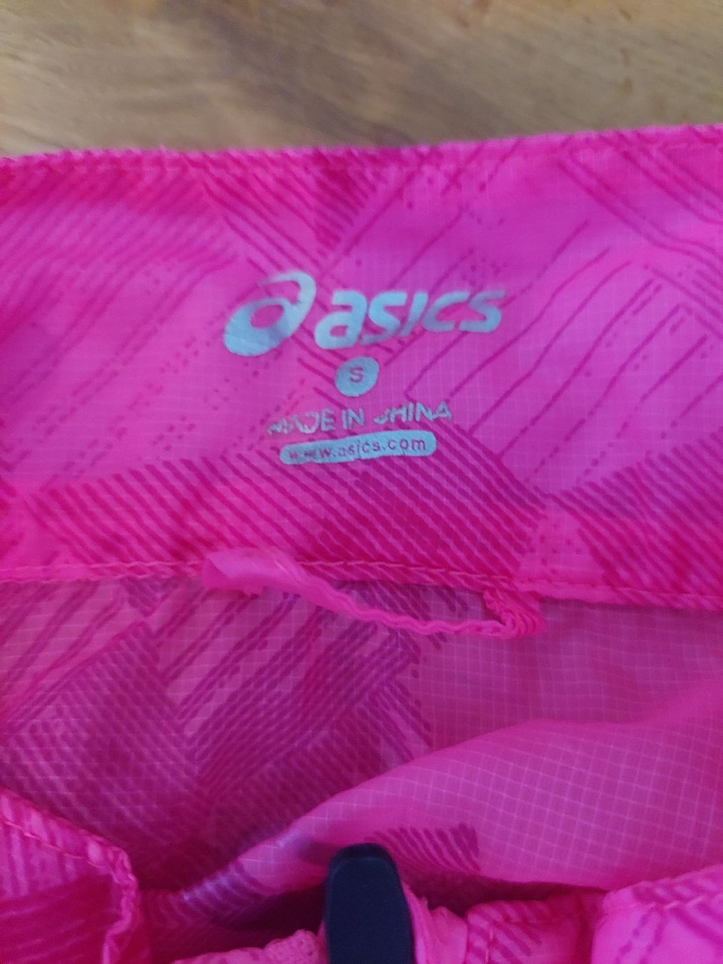 Asics Giacche: Asics Running- /Windjacke Gr. S – Usato da Schenkon venduto da rausausdemhaus 2