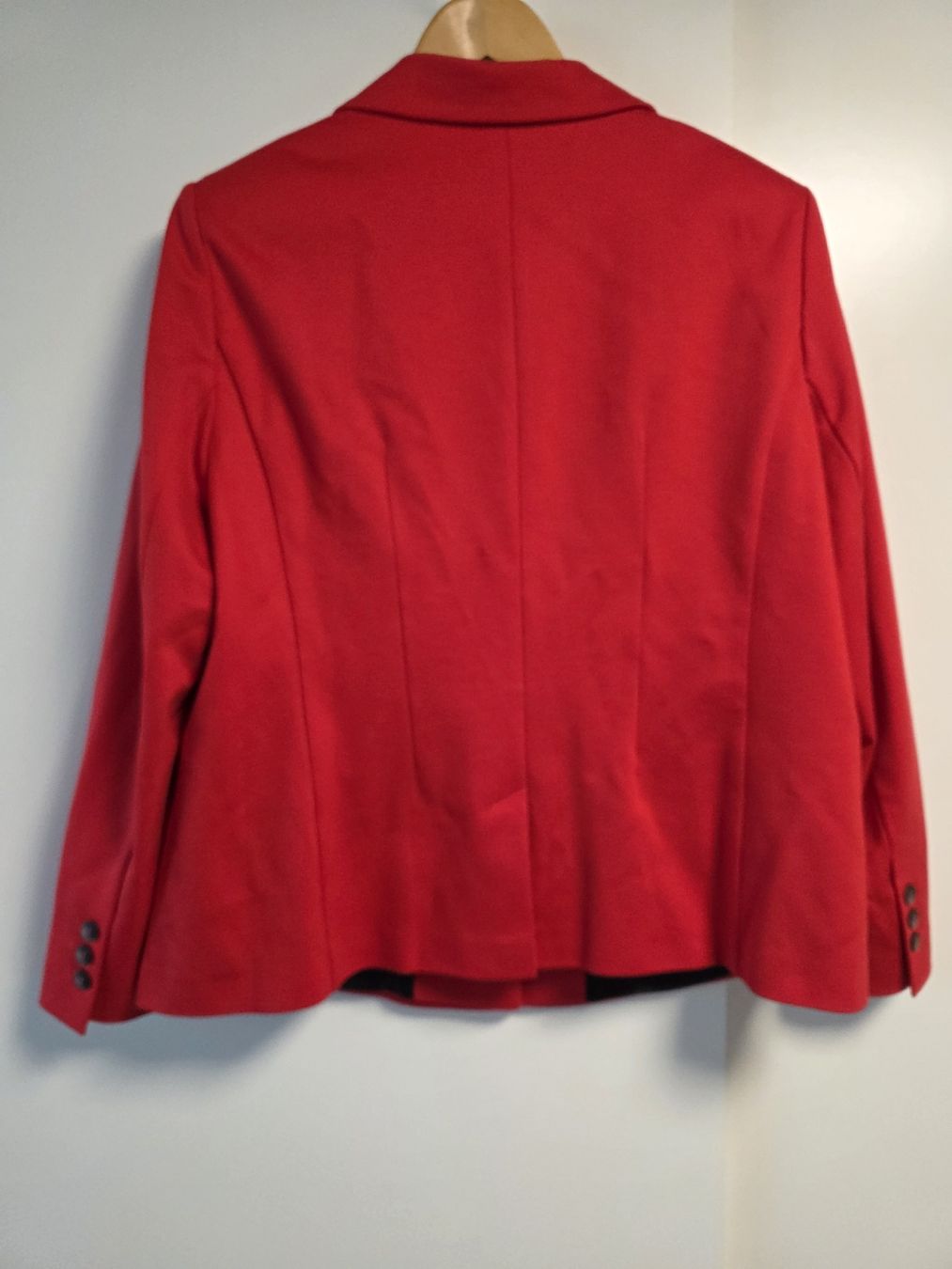 Gerry Weber Vestes: New Gerry Weber red blazer size 46 – Neuf avec emballage d'origine à Volketswil par mic_27b5 1