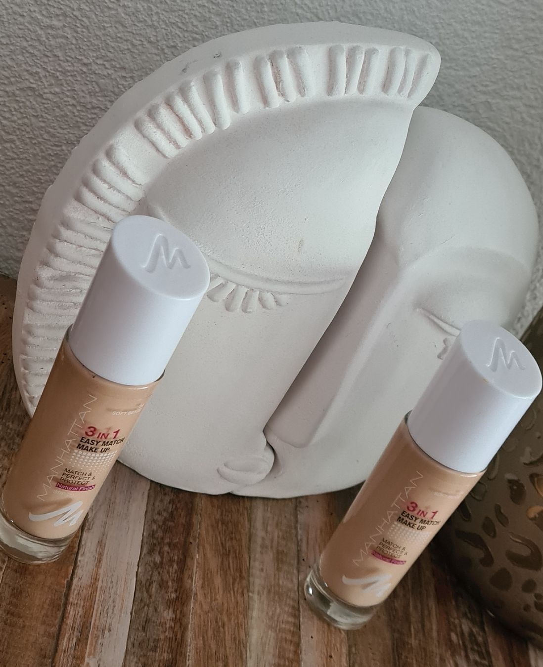 Make-up: (2 flacons) Fond teint crème "MANHATTAN"Soft Beige 34/SPF20 – Nuovo e nell'imballaggio originale da Etoy venduto da MyStyleMyMode 8