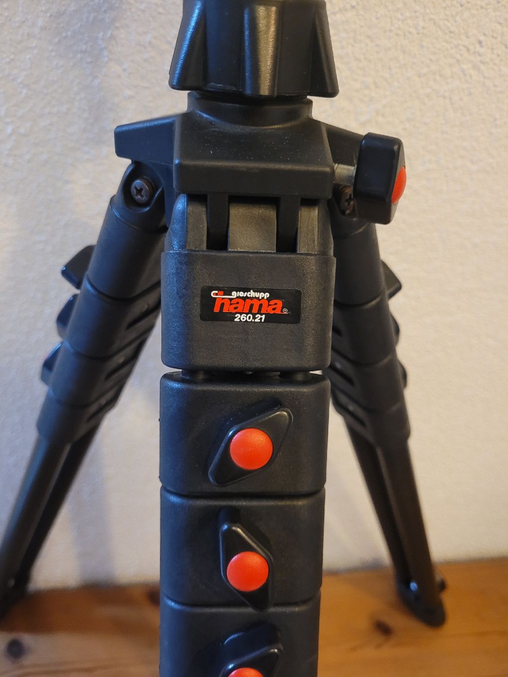 Hama Treppiedi & Teste: Hama, Stativ – Usato da Gunzwil venduto da Zappelhans 1