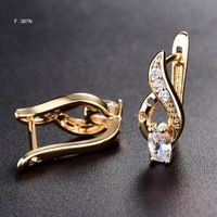Ohrringe Goldfarben mit Zirkonia, neu