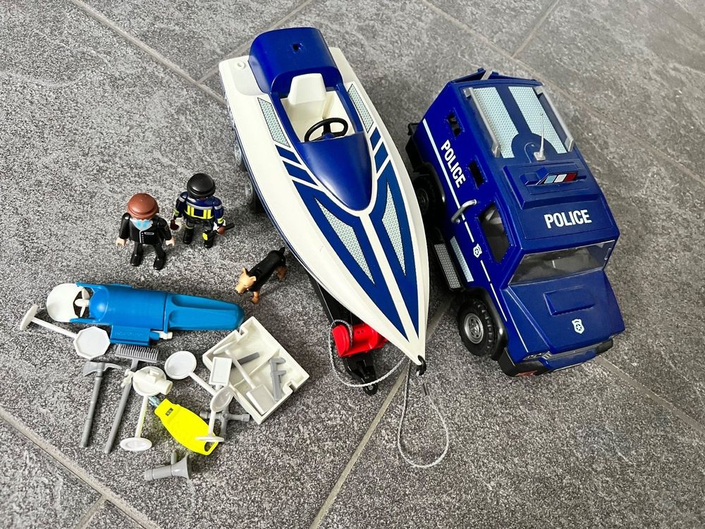 Playmobil Polizeiauto mit Boot Kaufen auf Ricardo