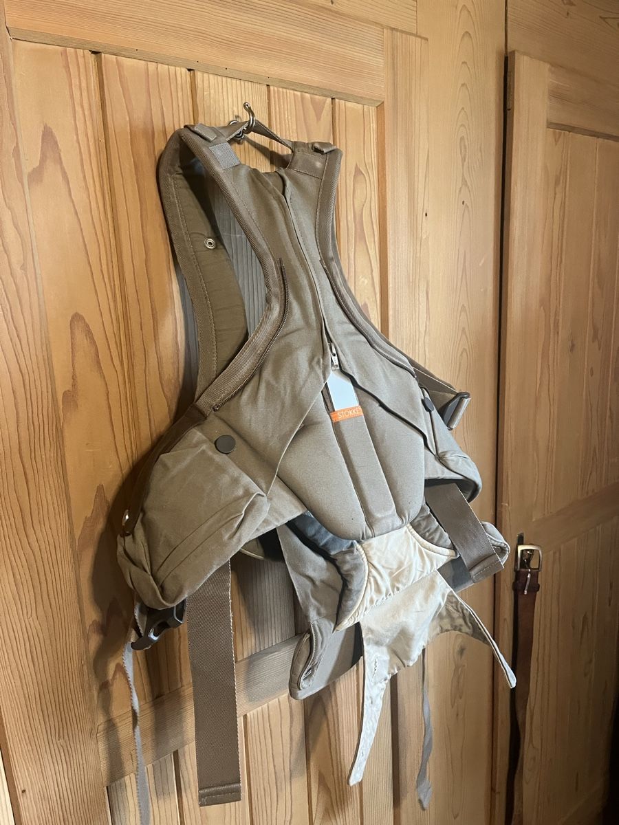 Stokke Marsupi portabebè: Stokke Trage – Usato da Heiligenschwendi venduto da DaRue 1