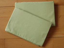2x Kissenbezüge Christian Fischbacher Satin Uni pistache NEU