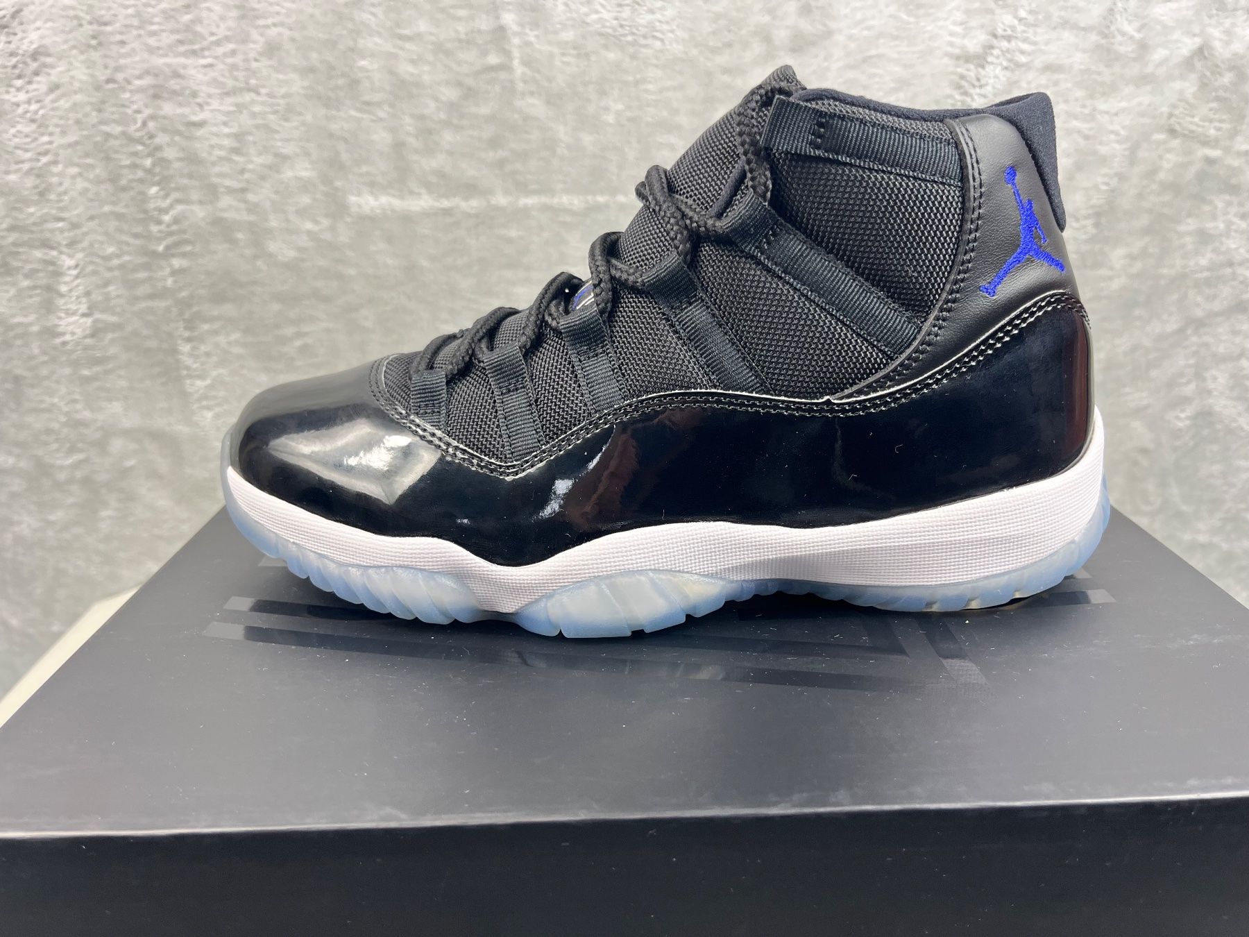 Jordan Scarpe da uomo: Jordan 11 Retro Space Jam (2016) – Nuovo e nell'imballaggio originale da Niederlenz venduto da dom_r6rz