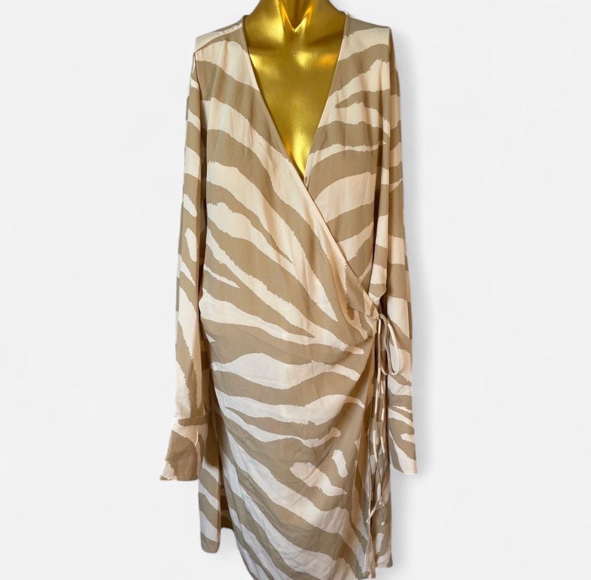 Vestiti: Robe - XL - imprimé zébré beige – Usato da Troinex venduto da Irisglo