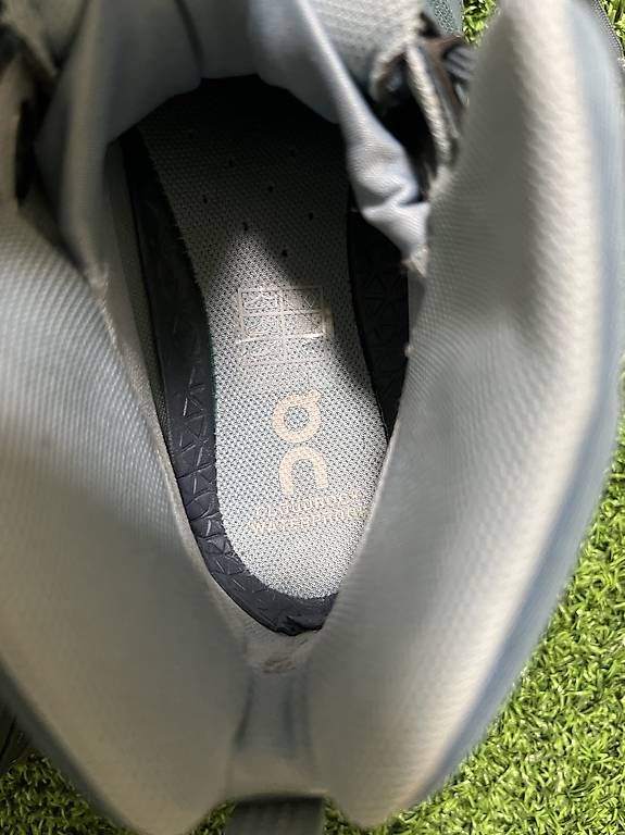 On Chaussures femmes: On Cloudrock Wanderschuhe Grösse 40.5 neuwertig – D'occasion à Arlesheim par FS_79 2