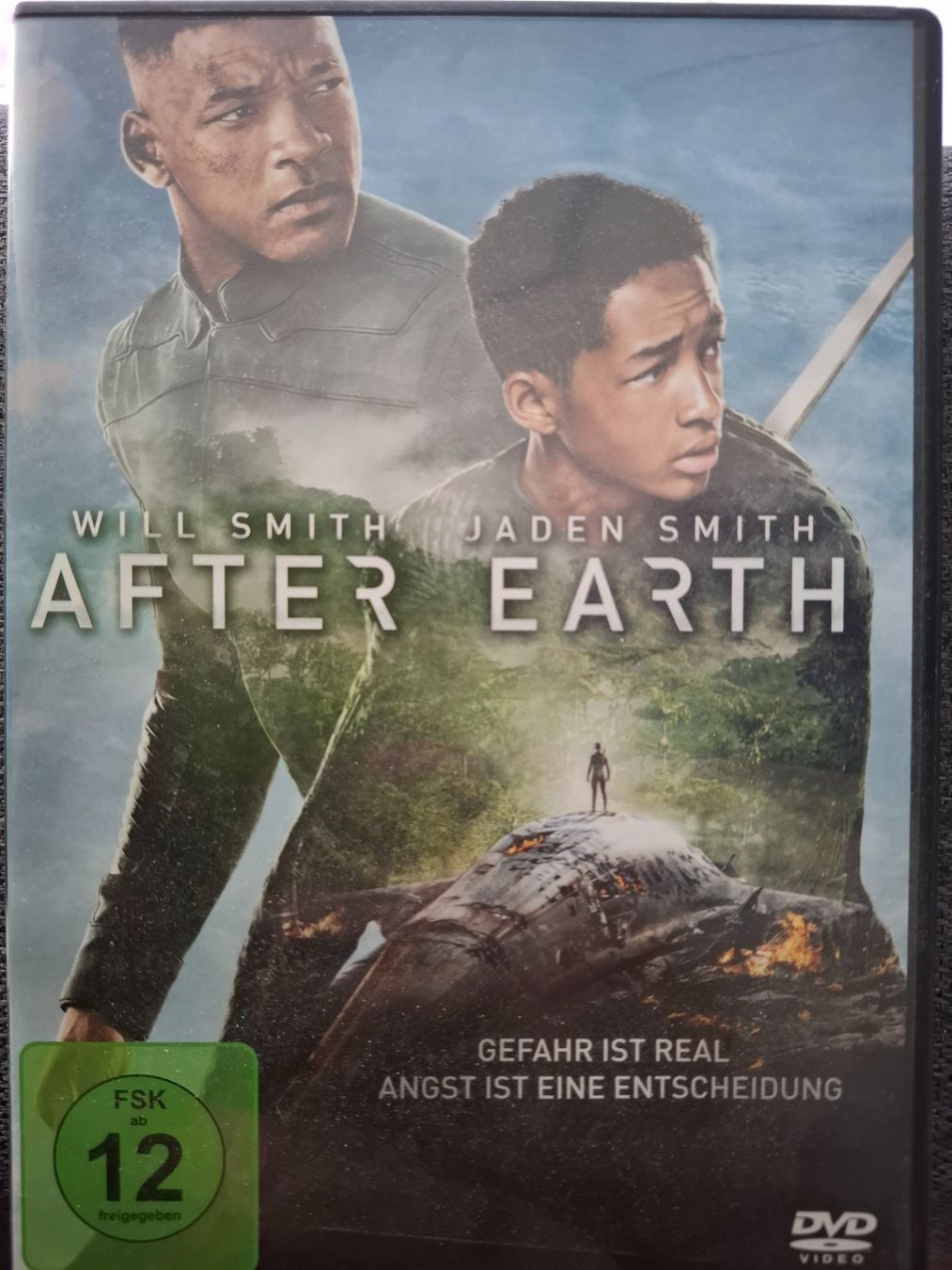Tutti i DVDs: DVD After Earth mit Will Smith und Jaden Smith – Usato da Eiken venduto da Lashar
