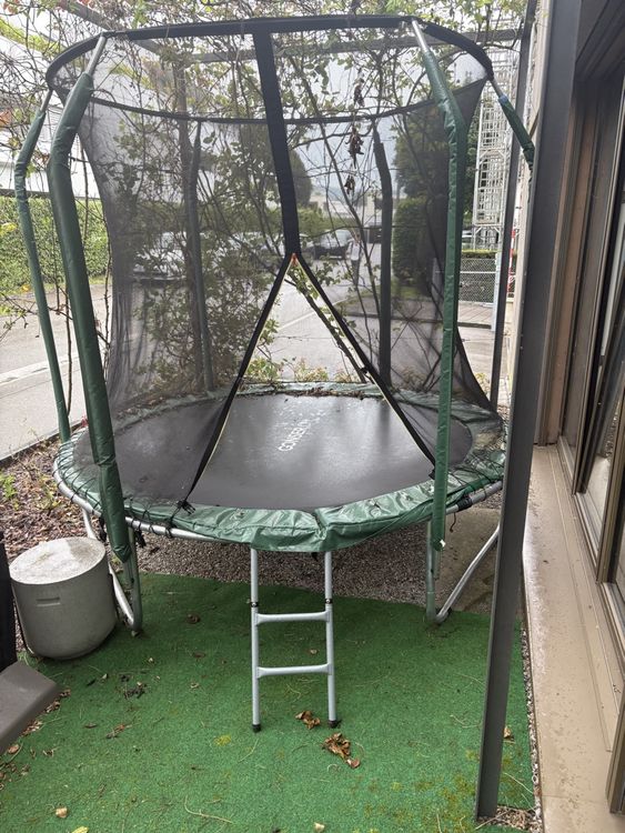 Gonser trampoline 2.44m diameter (Gebraucht) in Meilen für CHF 1 – nur ...