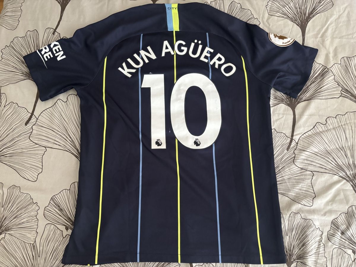 Nike Maillots de corps & Pantalons: Manchester City n10 maillot  – D'occasion à Le Grand-Saconnex par focamix 3