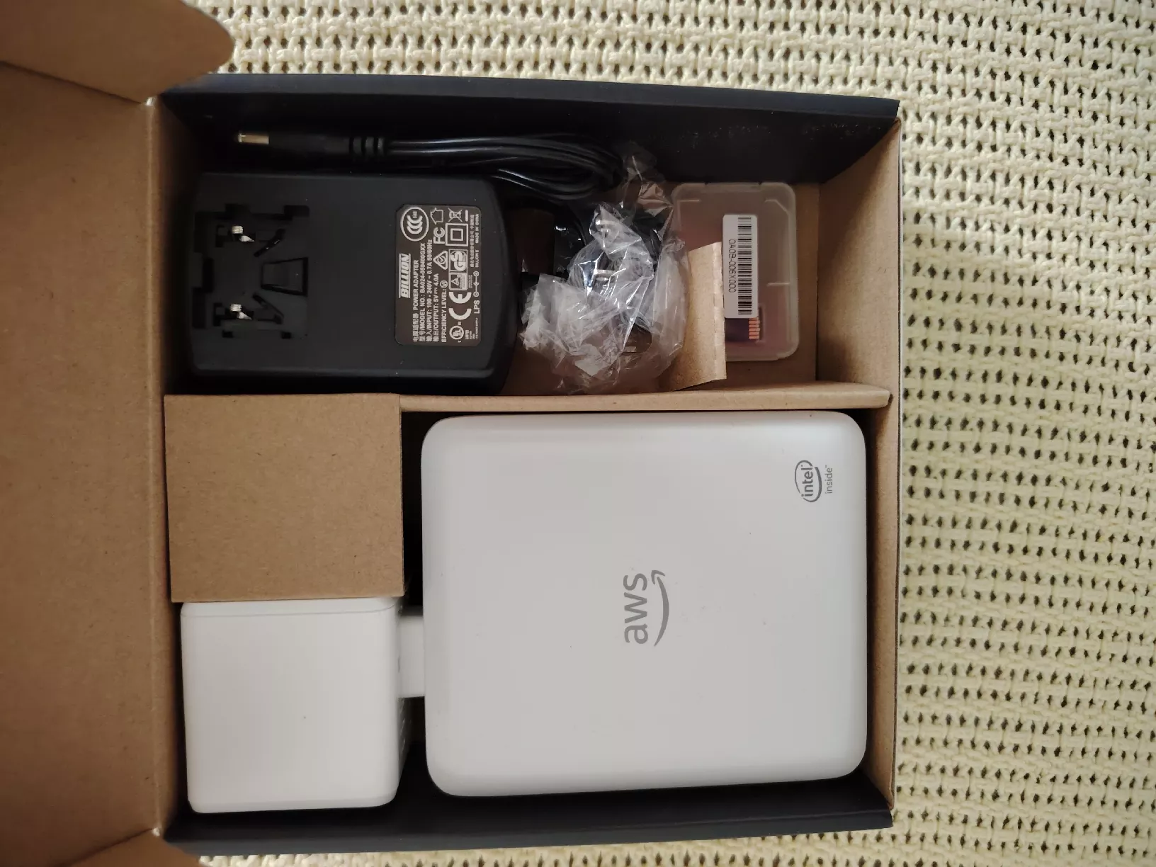 Camcorder: AWS DeepLens Deep Learning Video Camera  – Neu (gemäss Beschreibung) aus Langenthal von nel_yth6 2