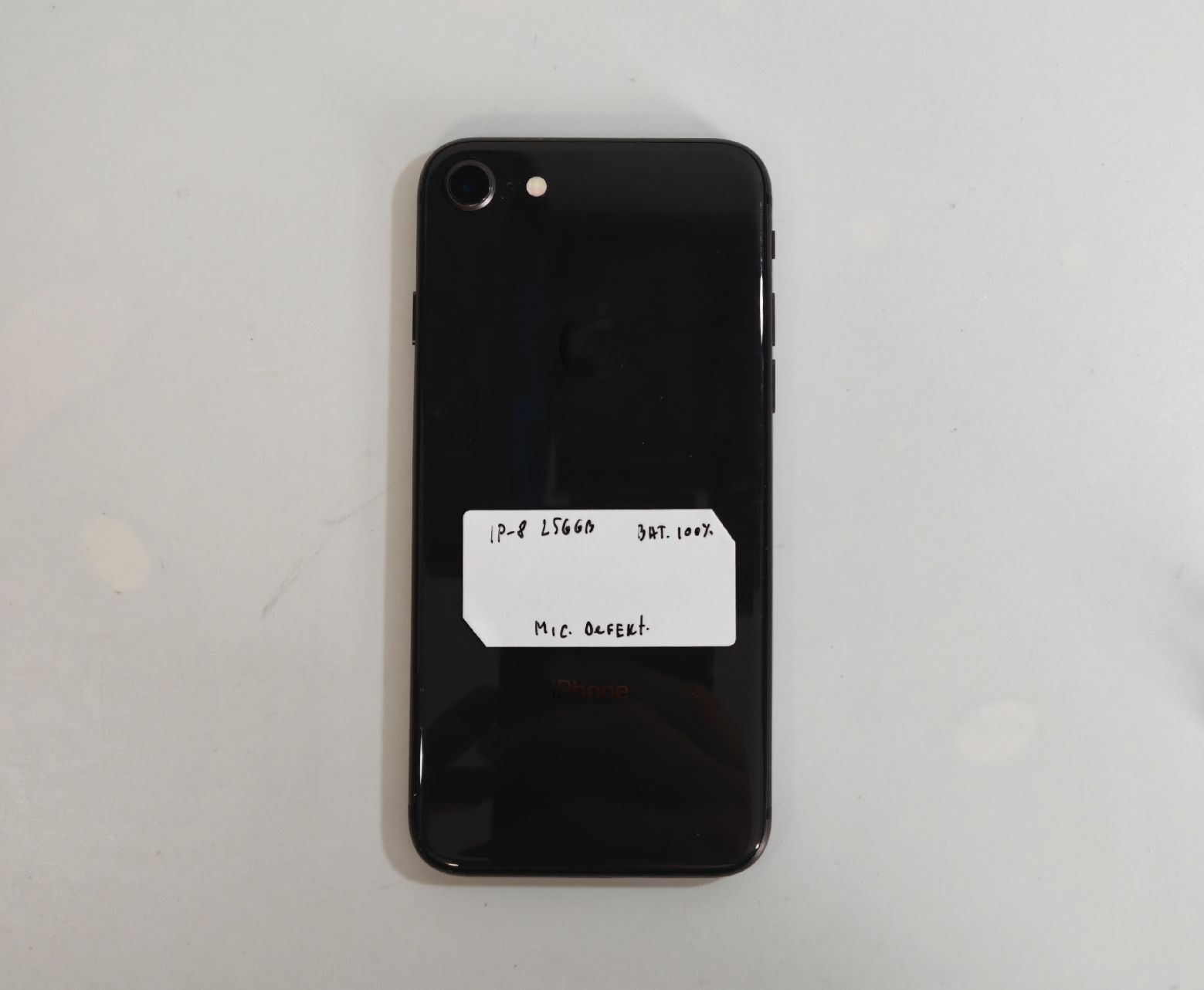 Apple Portables: iPhone 8 256GB – Défectueux à Ehrendingen par Rocky985 1