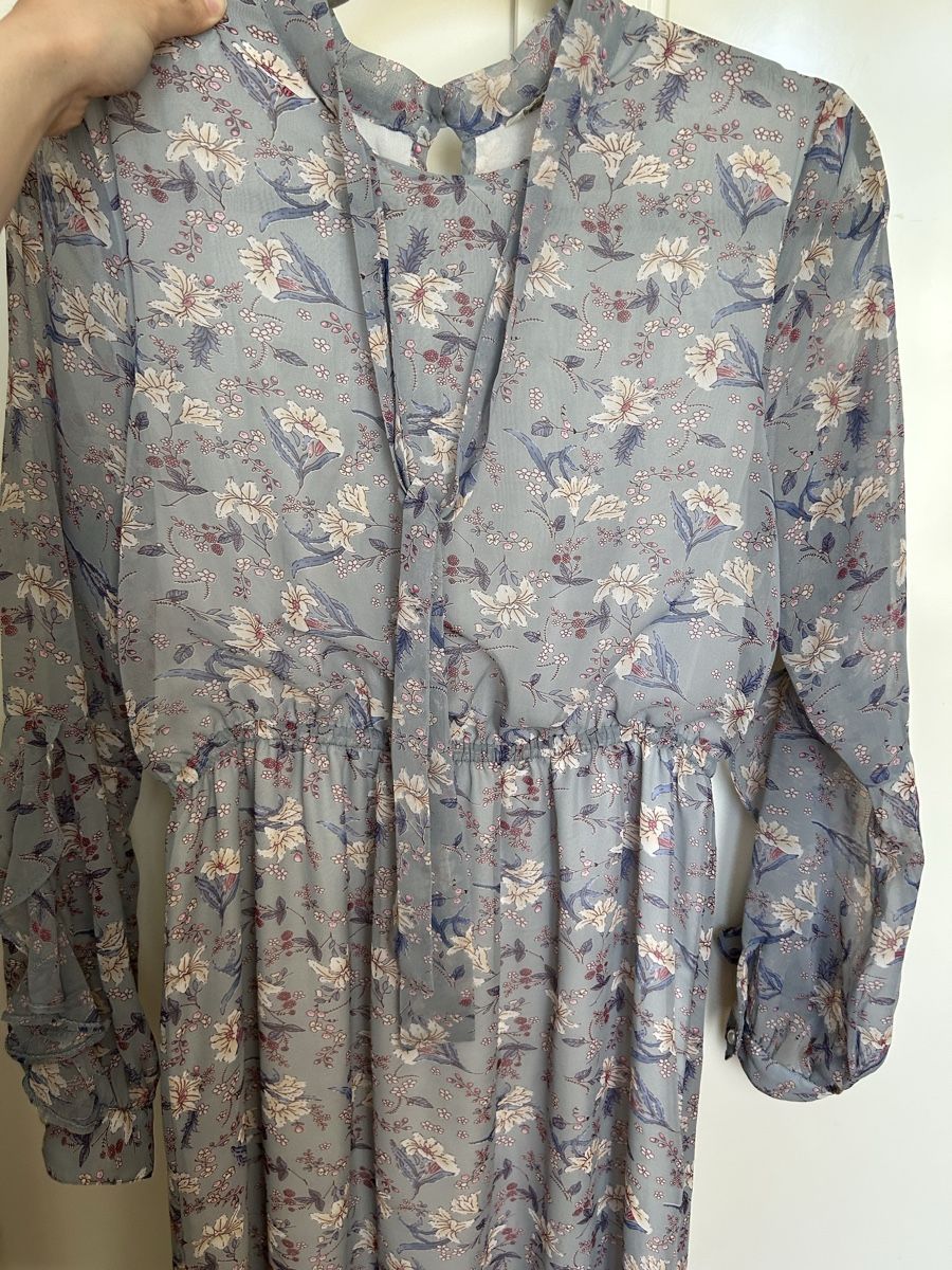 Kleider: Floral Print Dress - S-M – Neu (gemäss Beschreibung) aus Zürich von Mmmico 1