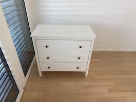 Commode IKEA blanche, 3 tiroirs — 75 CHF