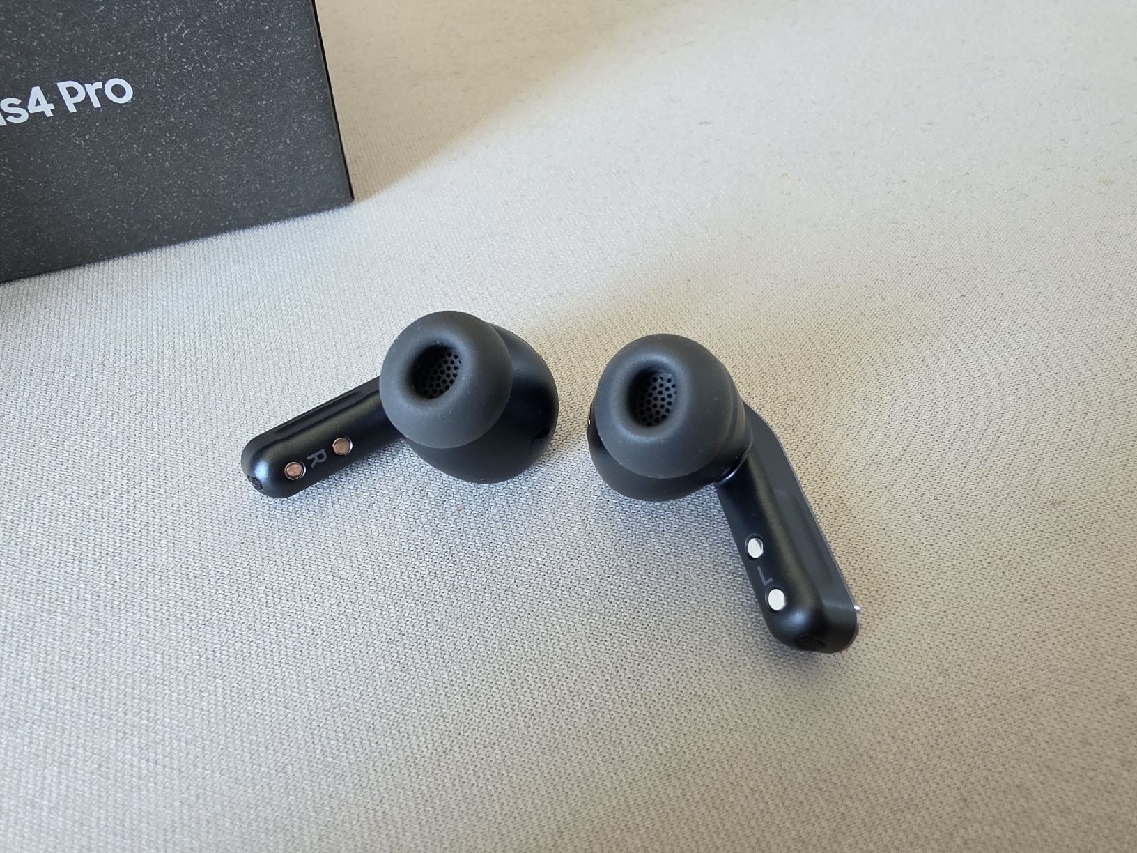 Samsung Casques audio: Samsung Galaxy Buds4 Pro – Neuf (Voir description) à Payerne par sylsylo 2