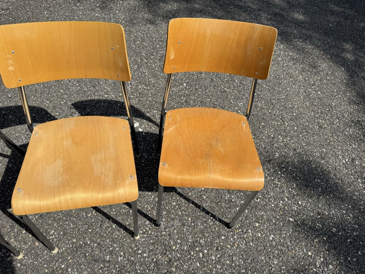 Stühle: 5 Vintage Stühle ab 1.-  – Gebraucht aus Grenchen von Design-Outlet 3