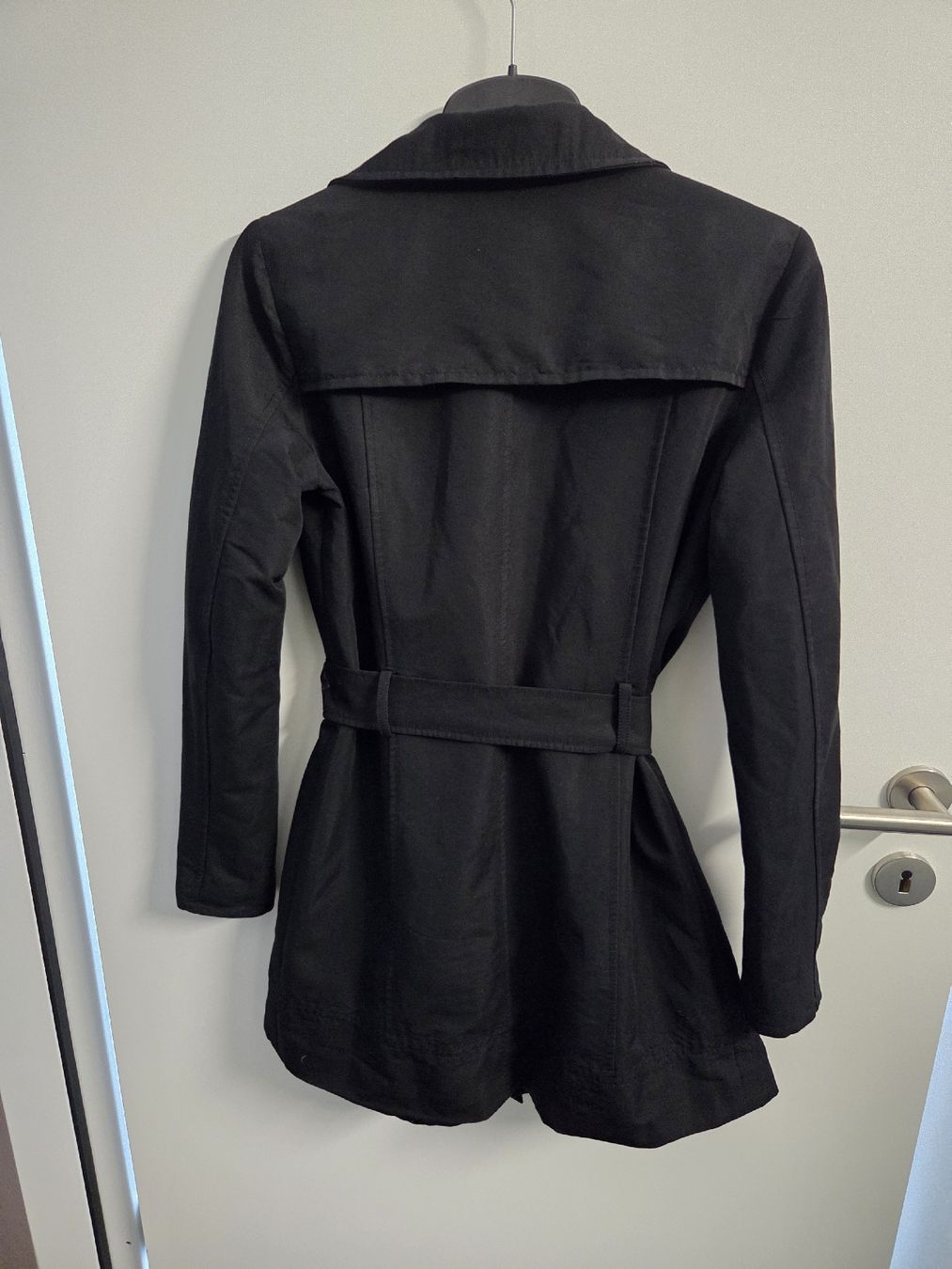 Only Jacken: Trenchcoat schwarz Gr. XS – Gebraucht aus Kriens von ..stx.. 1
