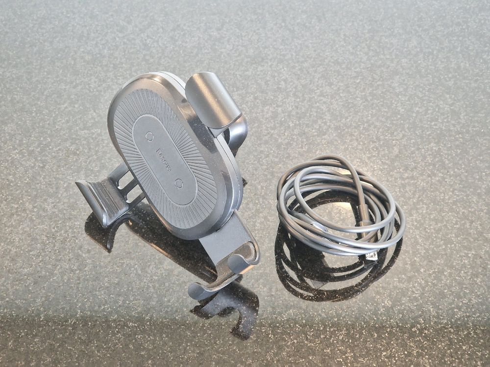 AVANTEK [Update Version] Auto Handyhalterung Kfz Universal Handy