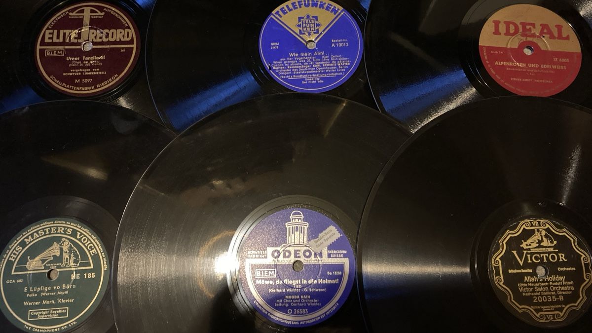 Dischi in vinile: Schellack Platten Konvolut 37 Stück – Usato da Chevenez venduto da Electro-Rick 1