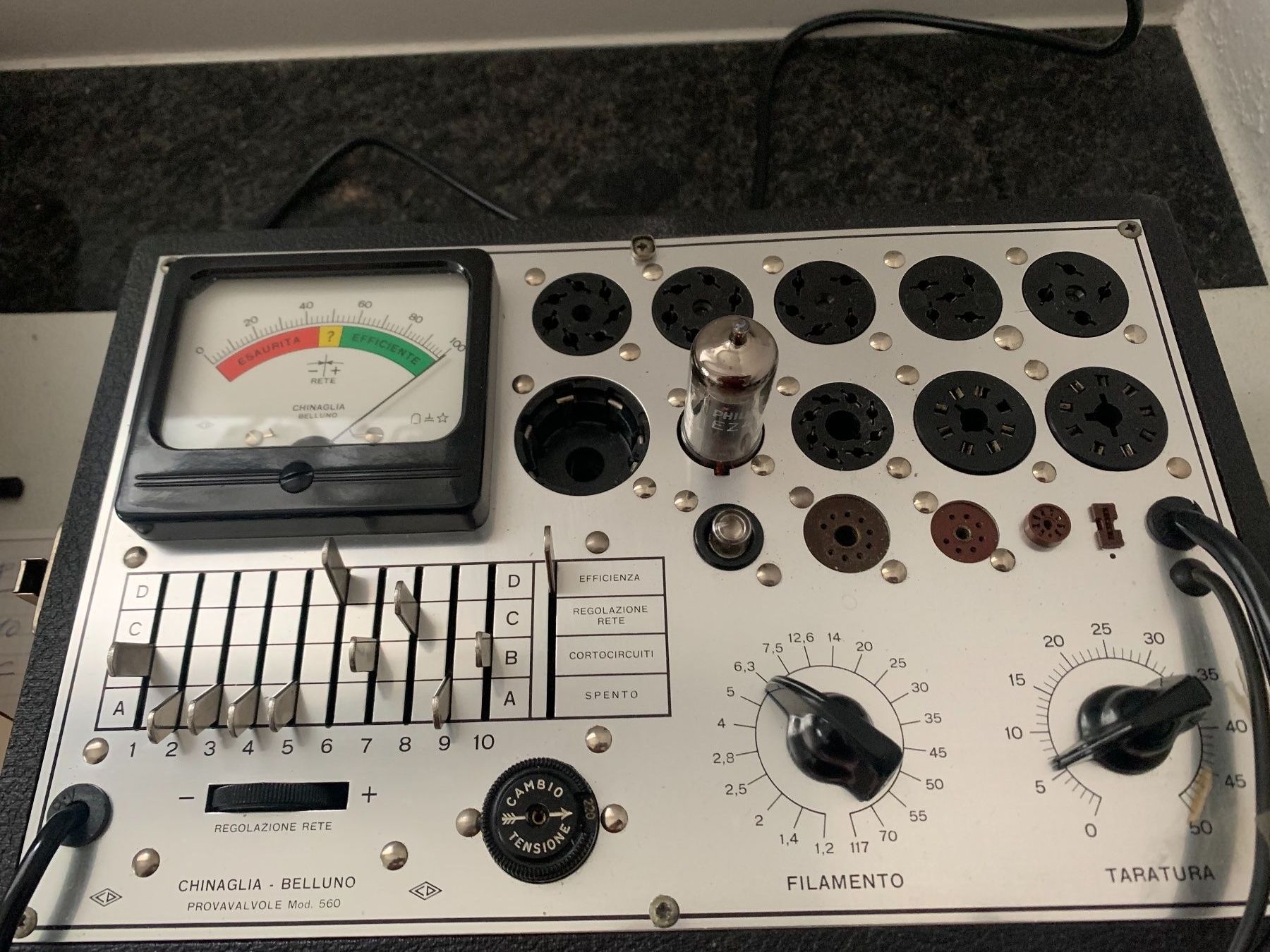 Philips Componenti elettronici: 4 Gleichrichter-Röhren EZ40, NOS, Philips – Nuovo (secondo la descrizione) da Biel/Bienne venduto da Oldradio 2