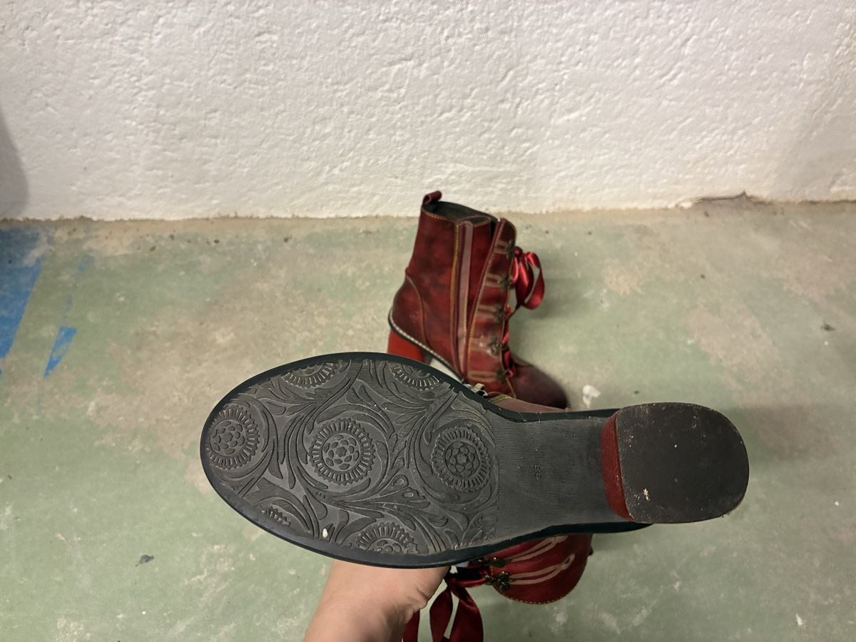 Scarpe da donna: Stiefeletten Damen rot Grösse 38  – Usato da Zürich venduto da Spurlos123 2