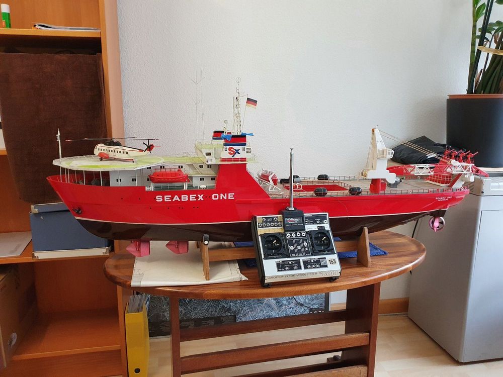 Seabex one graupner store ship model